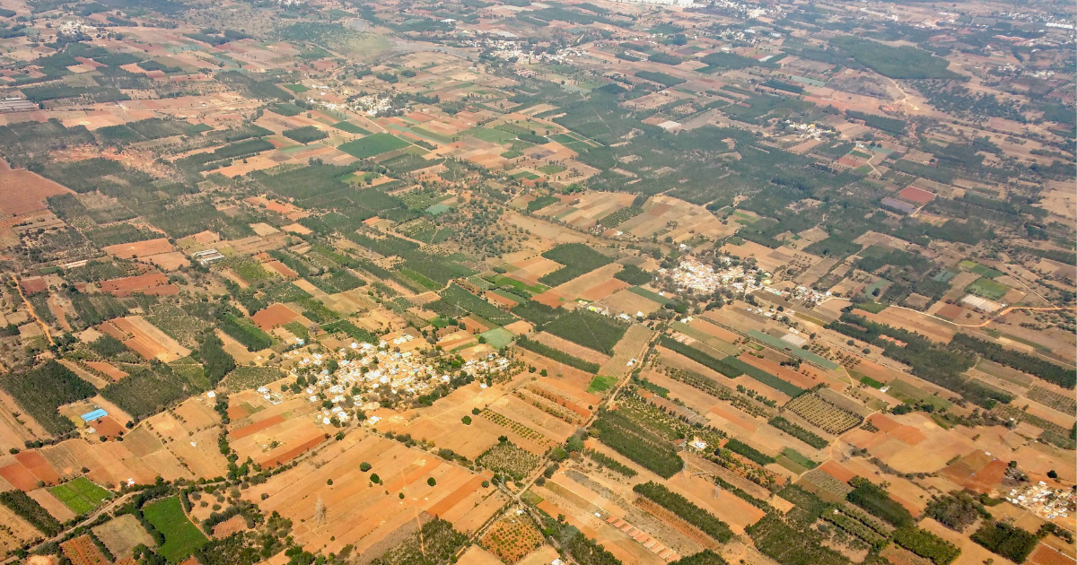 Jak wybrać działkę pod&nbsp;budowę domu i&nbsp;na&nbsp;co&nbsp;zwrócić uwagę?